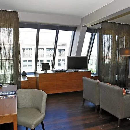 Gendarm Nouveau 4* Berlino