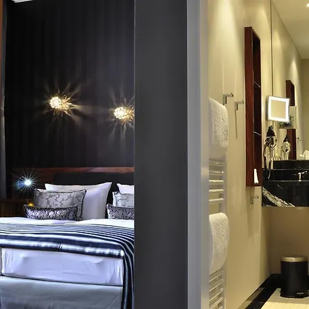 Gendarm Nouveau Hotel