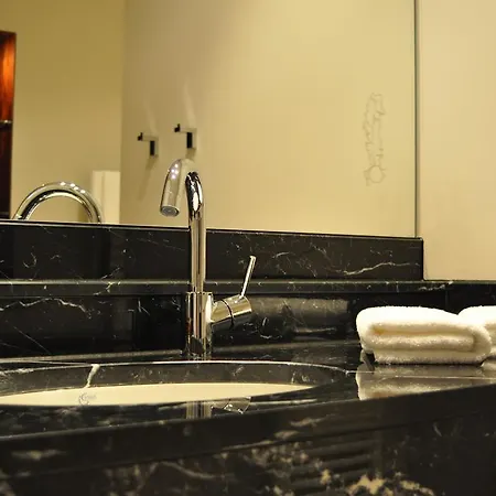 Gendarm Nouveau Szálloda