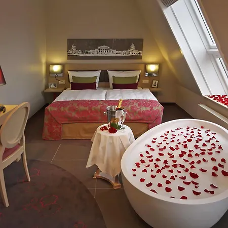 Gendarm Nouveau Hotel